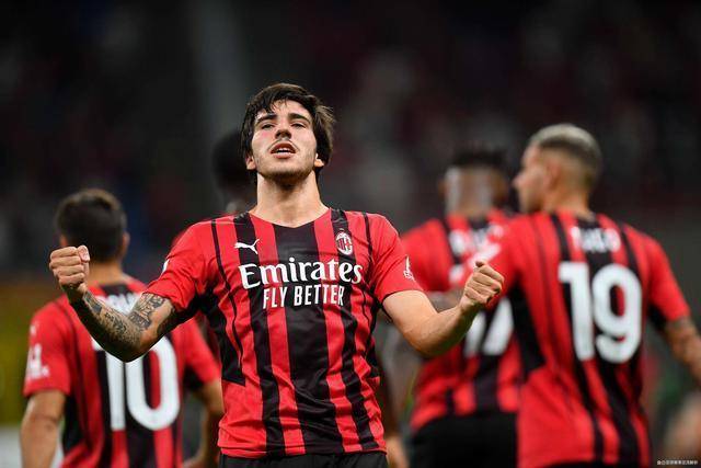 胡金秋18分广厦胜山东 齐麟17分新疆胜北控