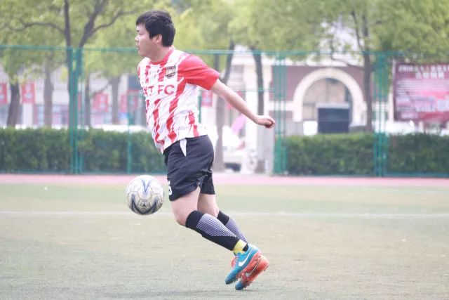 足总杯-B费破门 曼联点球总比分5-3阿森纳晋级